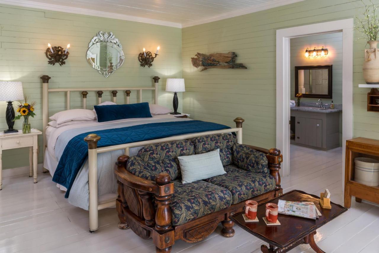 Maison D'Memoire Bed&Breakfast Cottages Rayne Extérieur photo