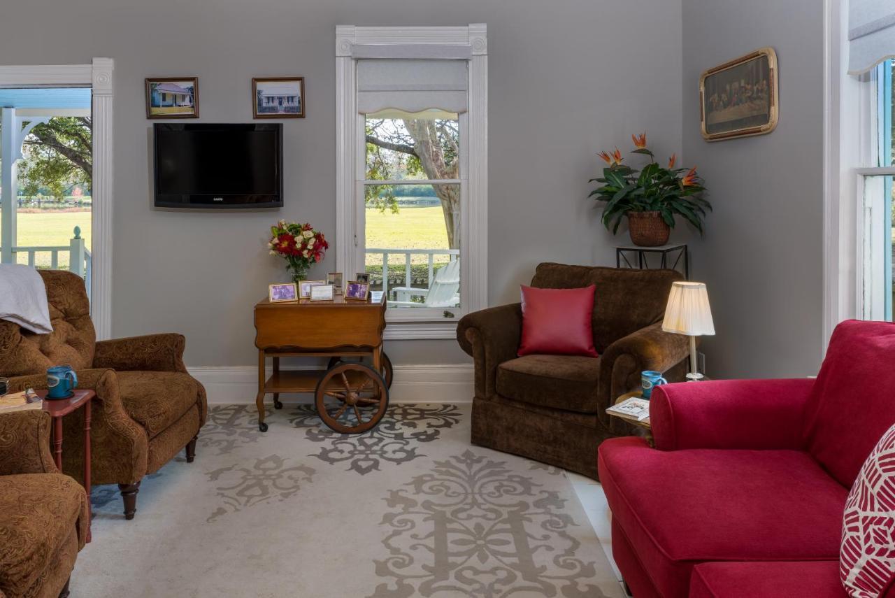 Maison D'Memoire Bed&Breakfast Cottages Rayne Extérieur photo