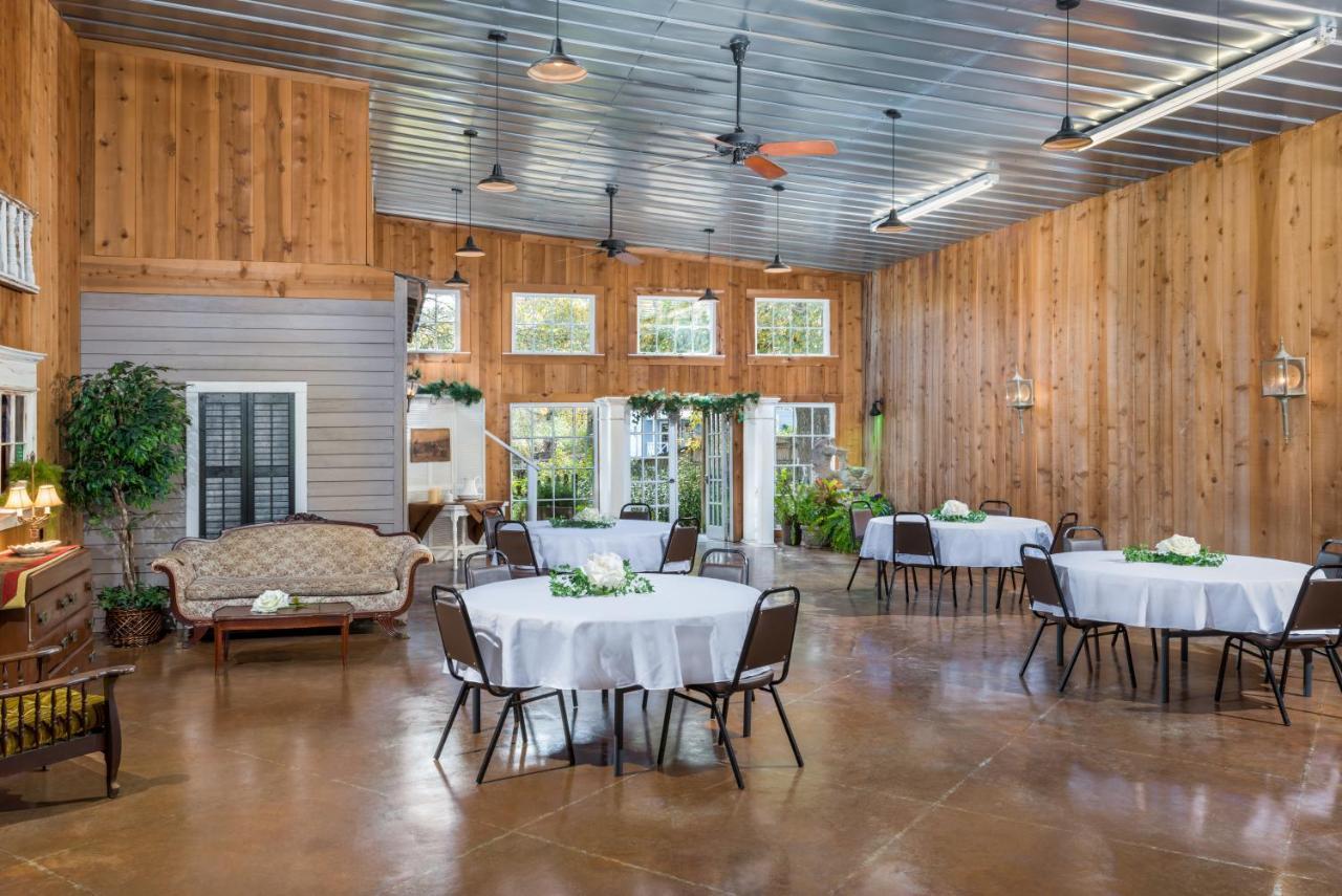 Maison D'Memoire Bed&Breakfast Cottages Rayne Extérieur photo
