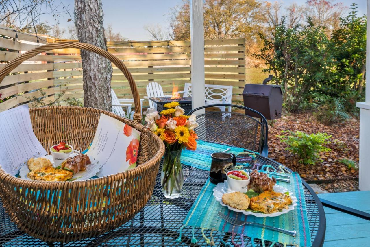 Maison D'Memoire Bed&Breakfast Cottages Rayne Extérieur photo