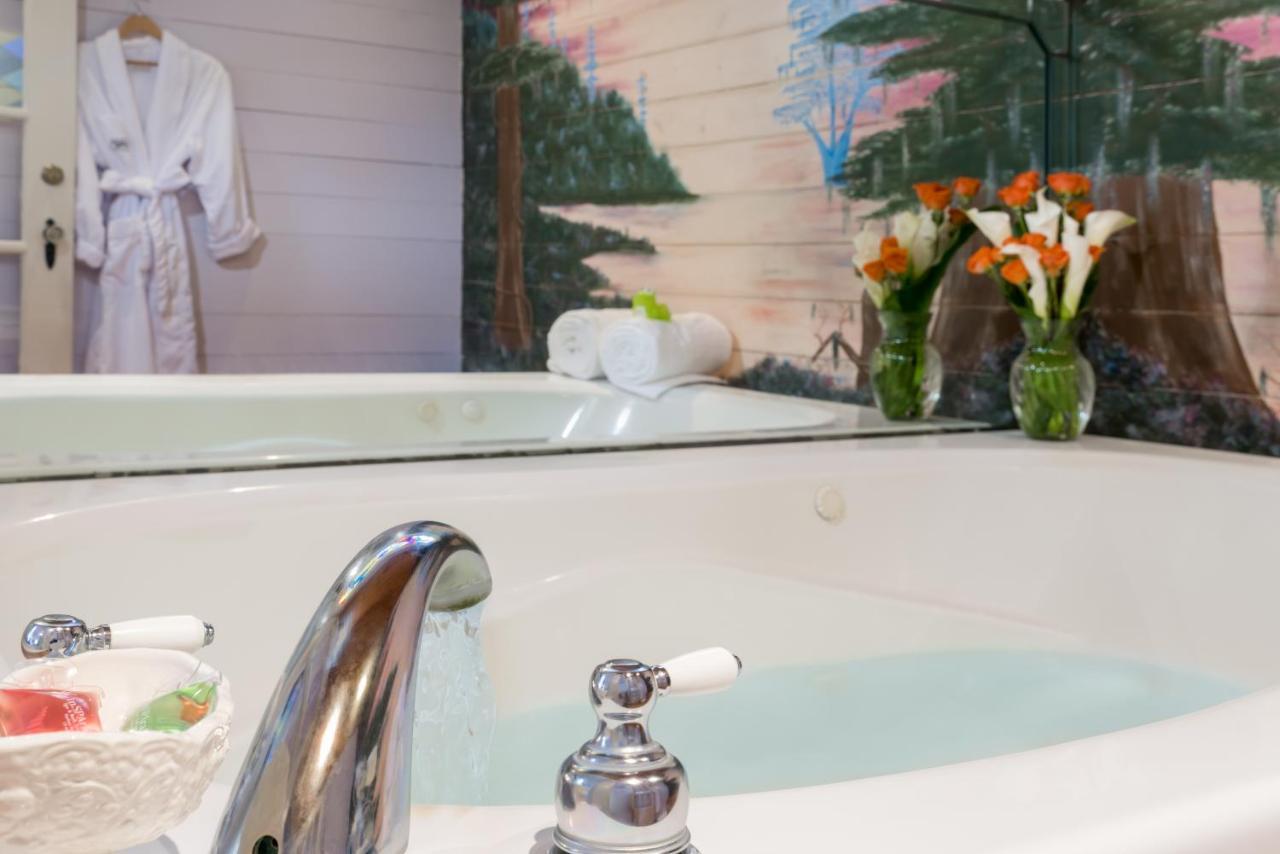 Maison D'Memoire Bed&Breakfast Cottages Rayne Extérieur photo